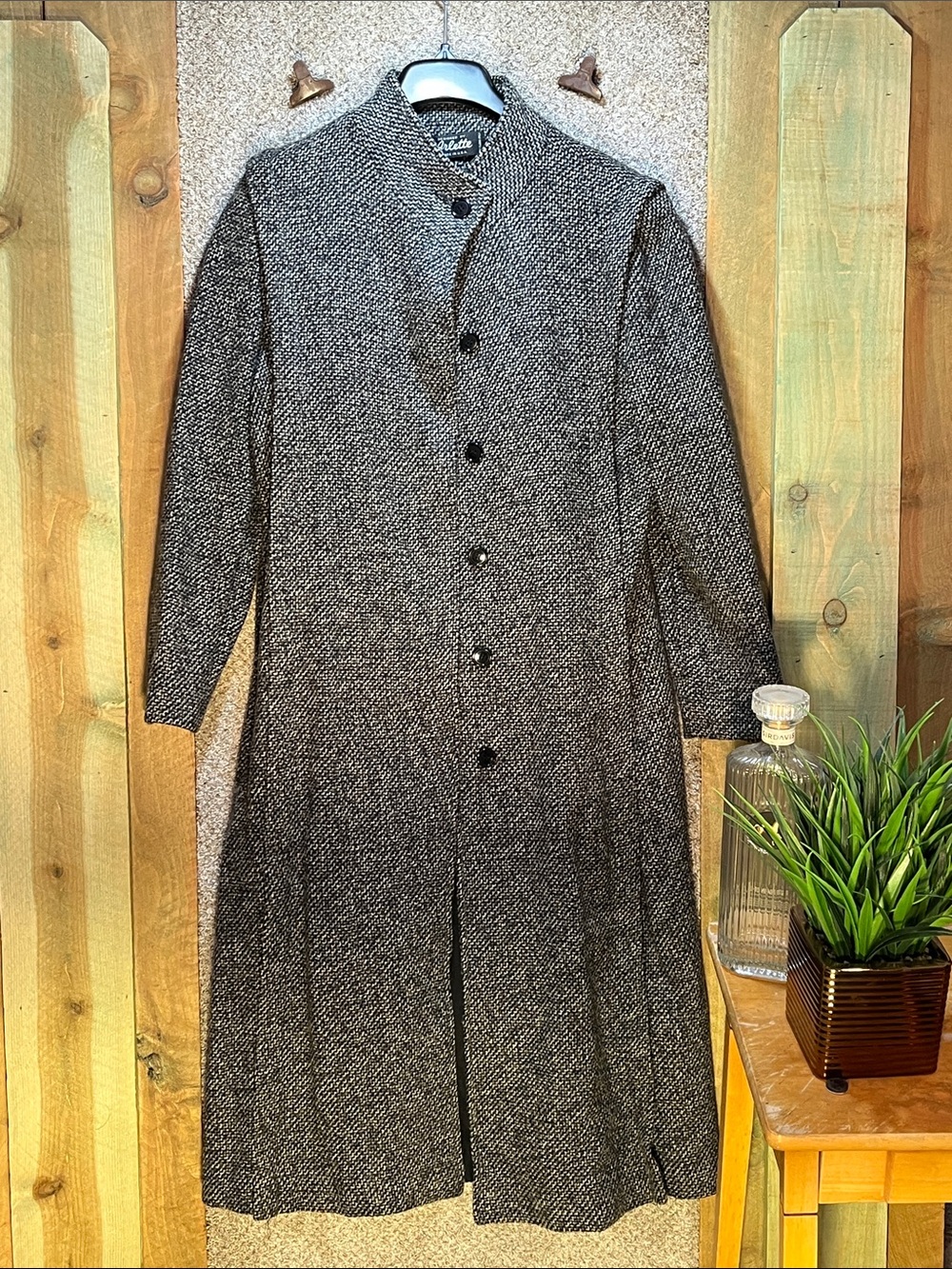 !!Vintage!! Arlette Tweed Herringbone Long Button-Up Coat - Black & White